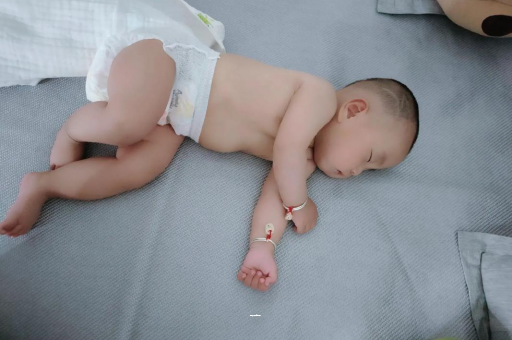 濮阳宝宝发烧可以吹空调吗